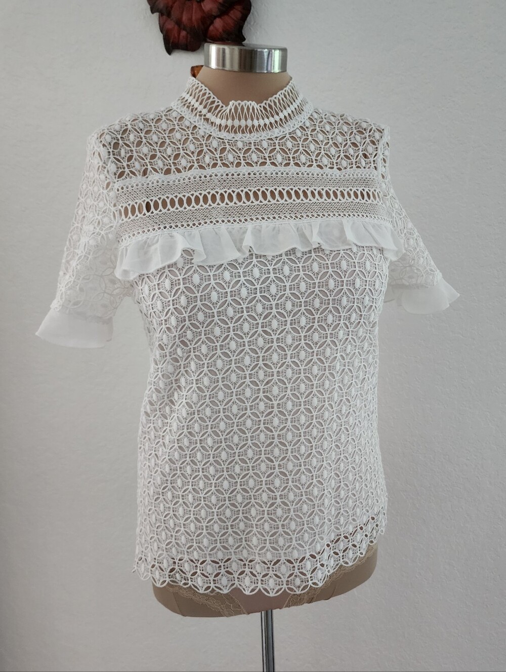 ALYTHEA | White Lace & Ruffle Blouse